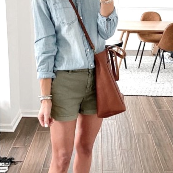 Calvin Klein Pants - Calvin Klein linen shorts size 2